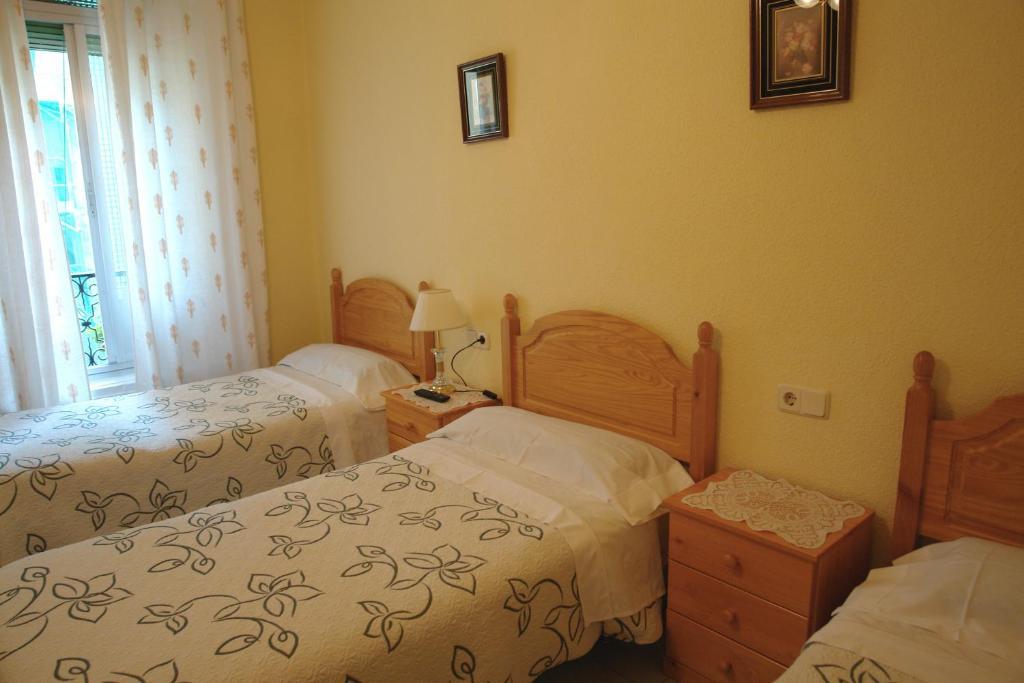 Hostal Dos Naciones Madrid Kamer foto