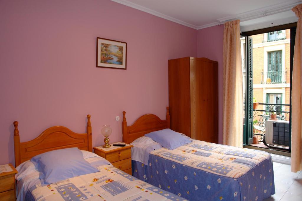 Hostal Dos Naciones Madrid Kamer foto